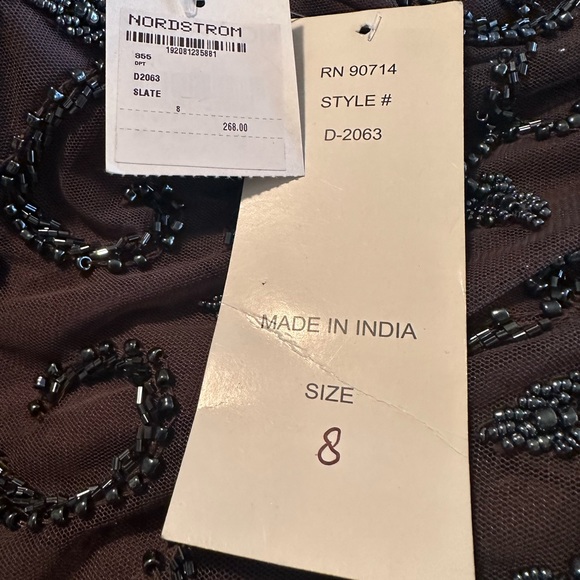 Pisarro Nights Beaded Mesh
Column Gown Gray Size 8 - Picture 6 of 9